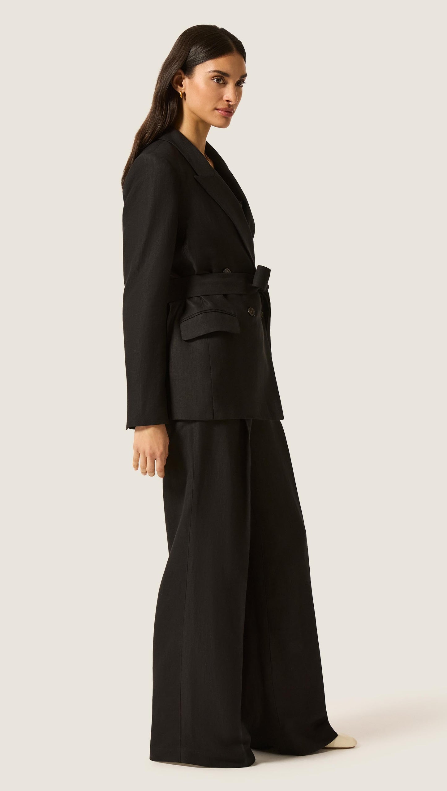 Single Pleat Trouser in Viscose Linen | Black