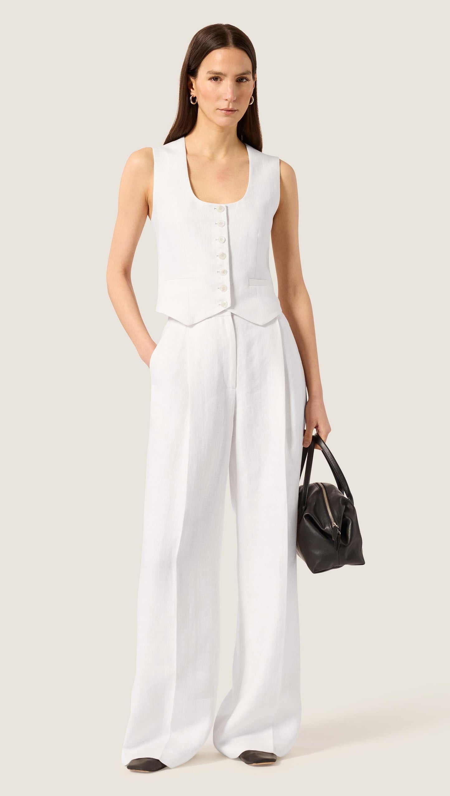 Scoop Neck Waistcoat in Viscose Linen | Ivory